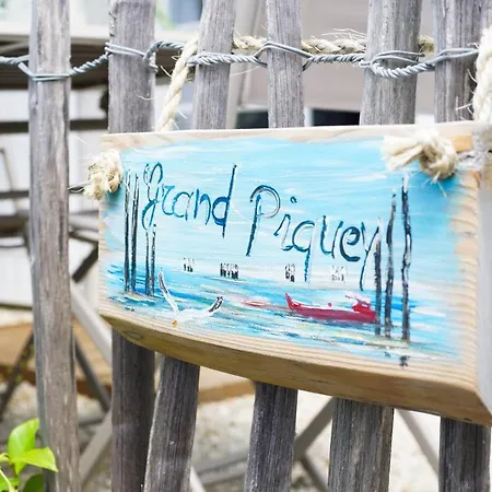 Couette-café D'hôtes Surcouf 3*